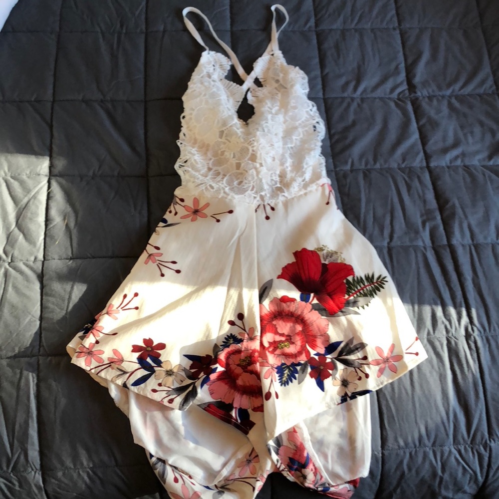 Floral romper!